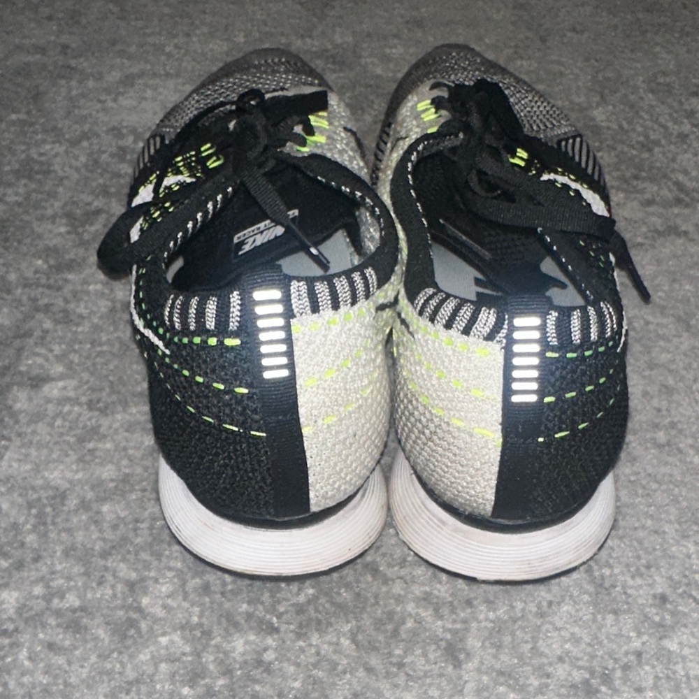 NIKE FLYNIT RACER “VOLT” OG - Picture 5 of 10